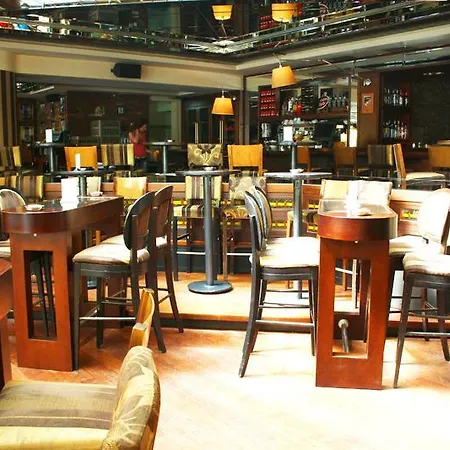Hotel Xenia 3*